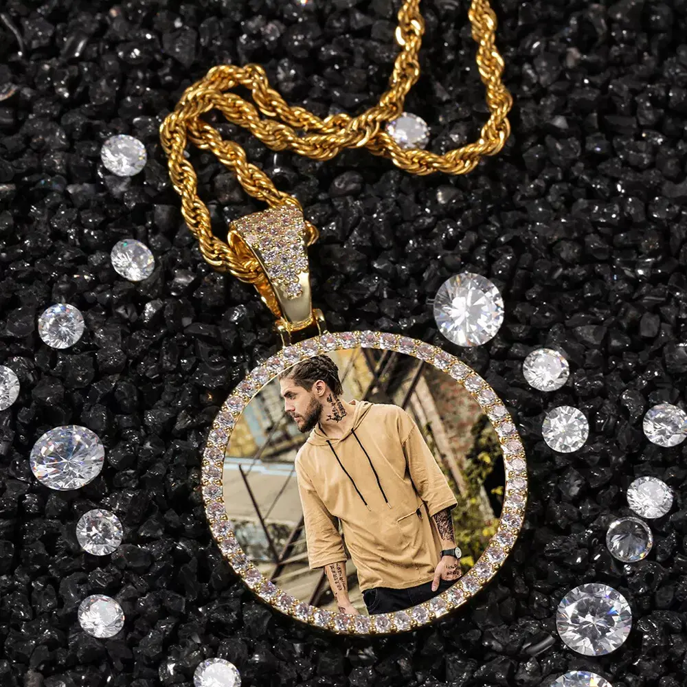 Custom Photo Necklaces for Women - Angel Wings Circular Pendant with Custom Portrait, Chains, Ideal for Anniversaries and Birthdays, Personalized Memorial Jewelry Gift for Wife Mother, Jewellery