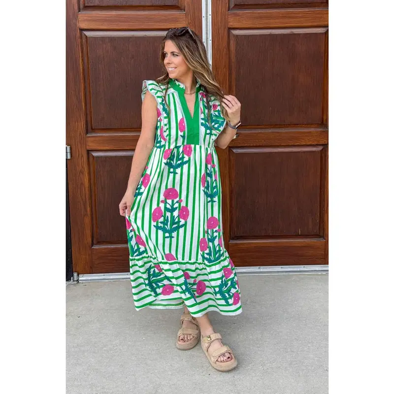 White and green midaxi dress - TikTok Shop White and green midaxi dress - TikTok Shop