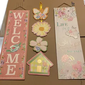 Wall hangers- springtime Wall-mounted pink girly
