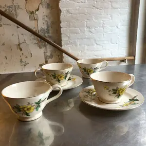 Tea cup Set : white green and yellow flowers