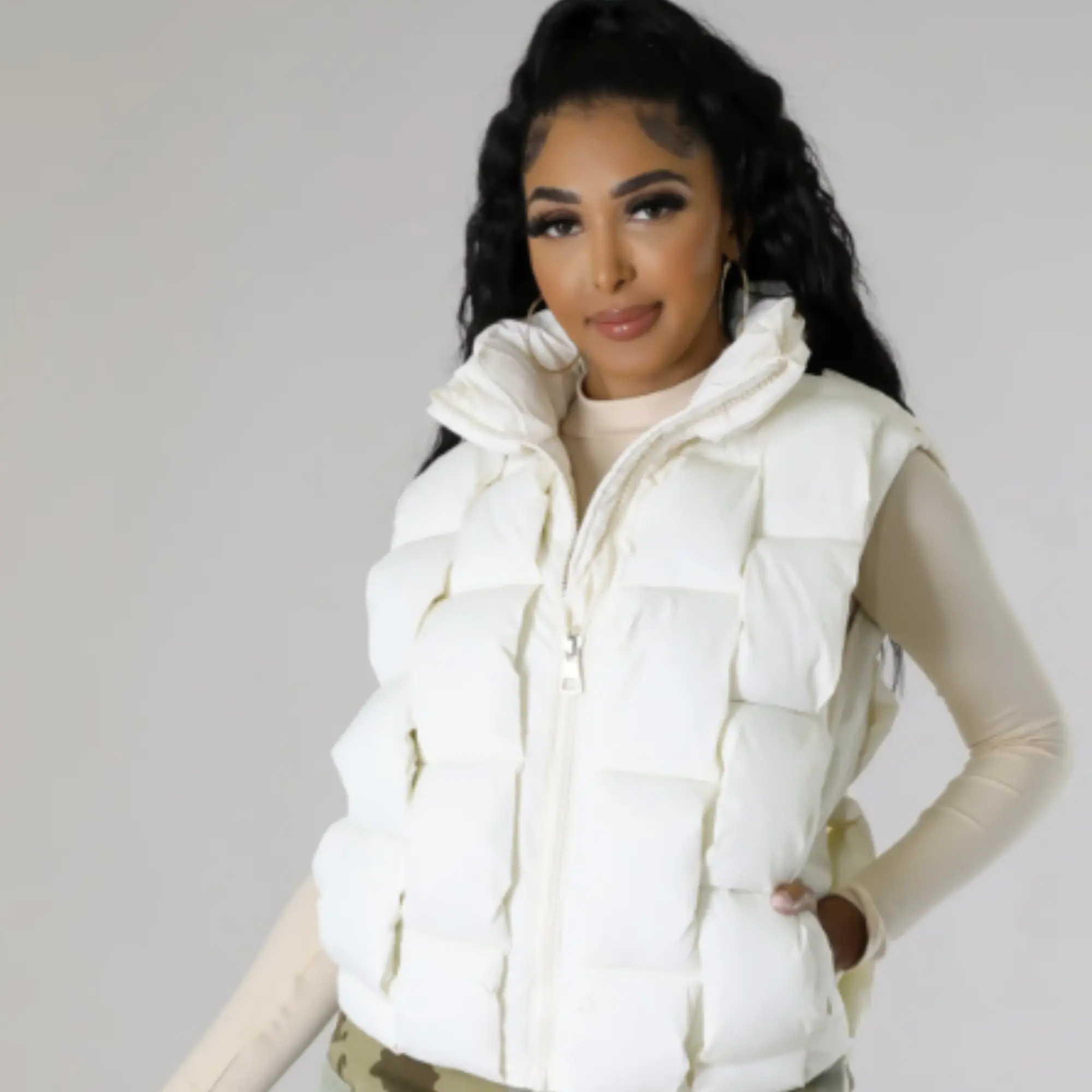 Women's White Woven Puffer Vest Chunky Braided Sleeveless Gilet Trendy High-Collar Winter Outerwear for Stylish Comfort