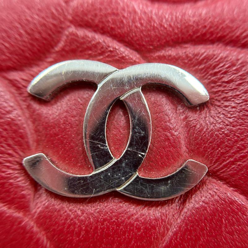 Pre-owned CHANEL Lambskin Leather Small Leather Goods Lambskin Camellia Embossed Large Gusset Flap Wallet Red