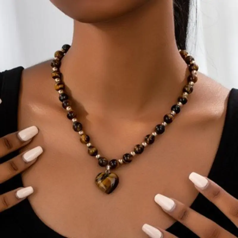 Women's Vintage Beaded Heart Pendant Necklace - Bohemian Ethnic Style Female Beaded Chain Jewelry for Holiday Gifting, Chain Jewelry Necklaces