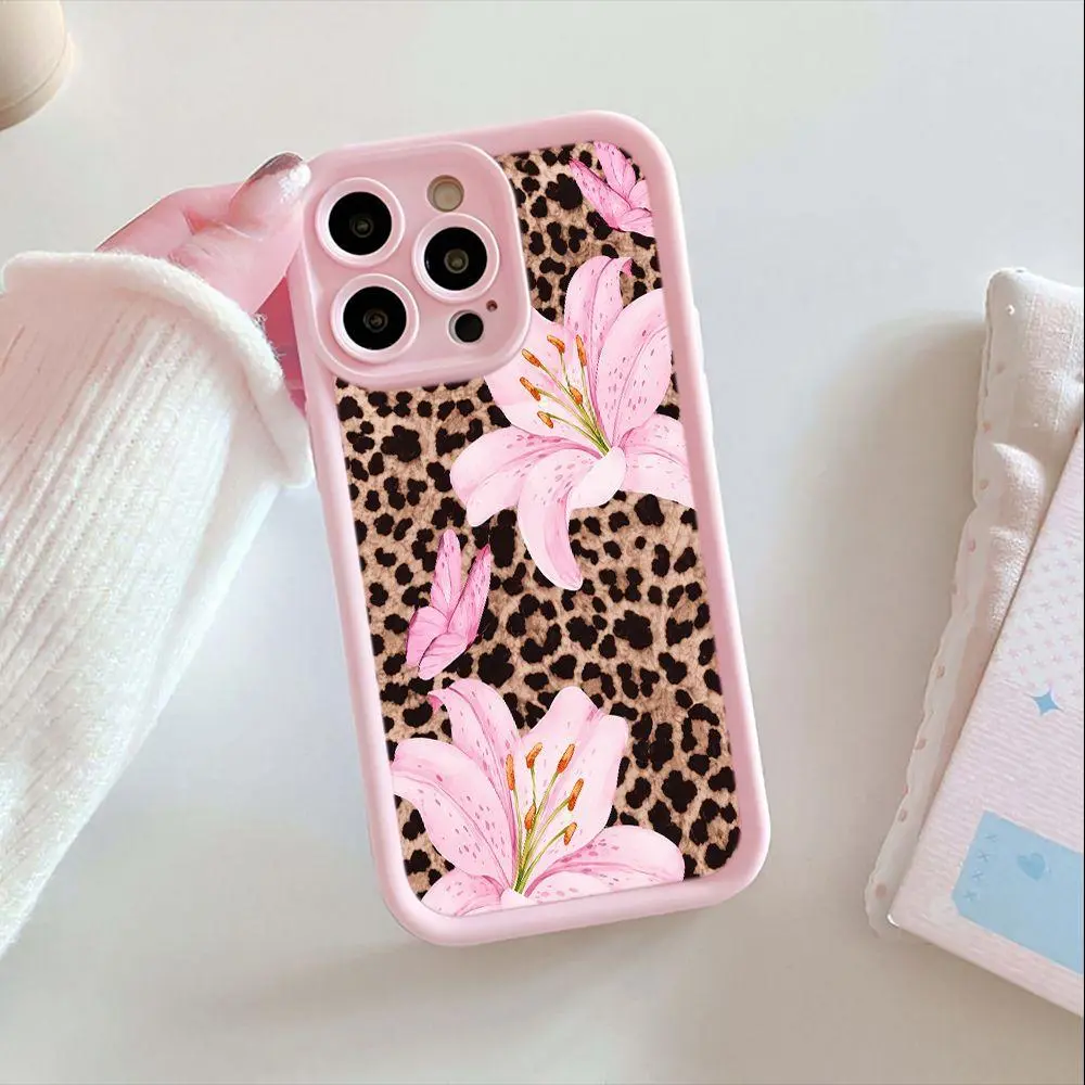 Women's Customized Lily & Leopard Animals Flowers Bohoo Soft TPU iOS Phone Case - Shockproof Anti-Drop, Compatible with iPhone 17 Pro Max,16,15,14,13,12,11,X Series Street Electronics Accessory