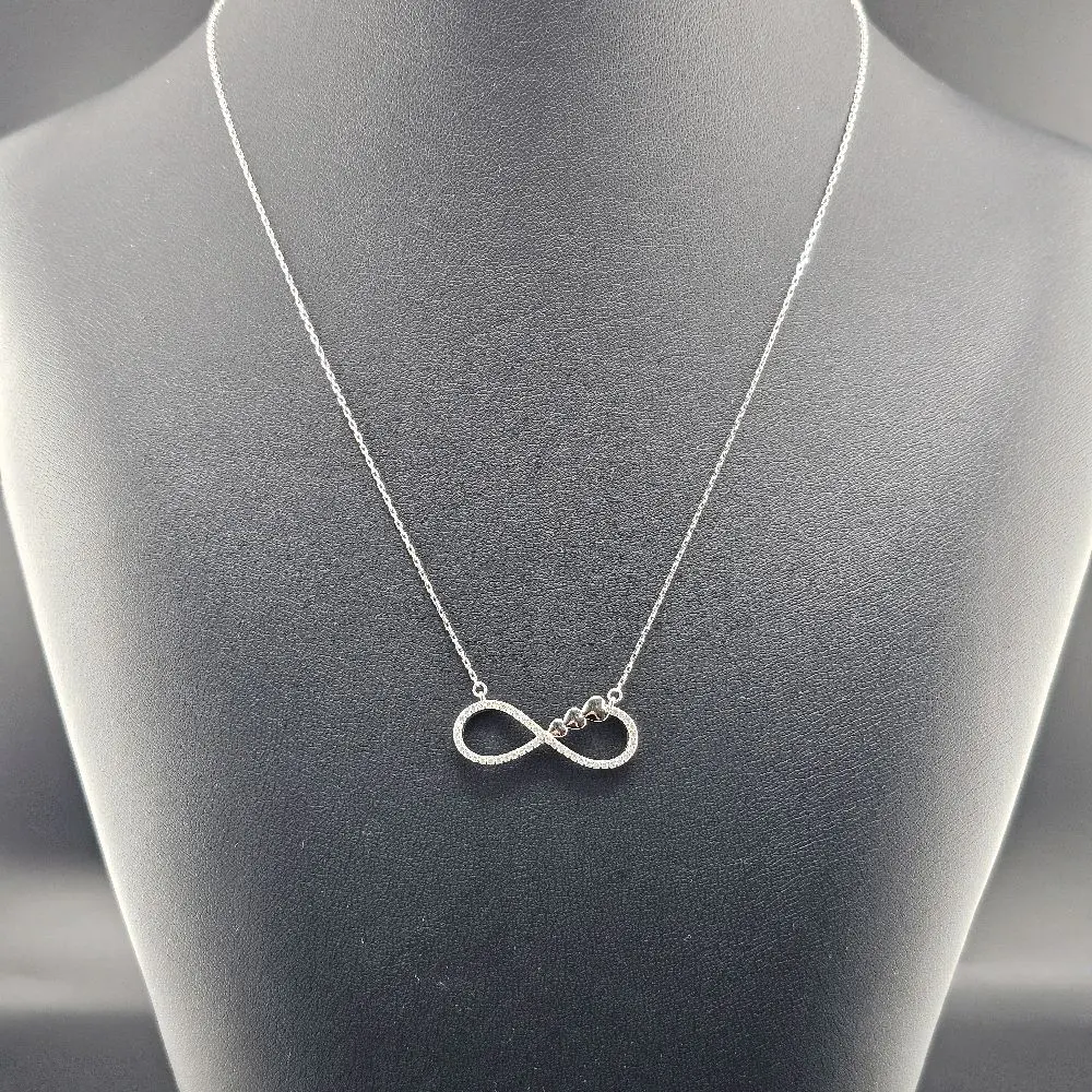 Infinity Design Silver Necklace, 17" Length, Everyday Wear Jewelry