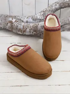 Women's Classic Snow Boots Thick Sole Warm Winter Shoes Short Colorful Lace-Up Design Casual Style for Cold Weather Outdoor Activities trail walking resistant supportive seasonal grip protection