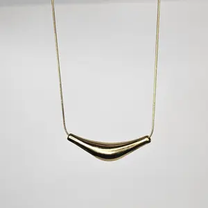 Nora Gold Stainless Steel Necklace (Collar)