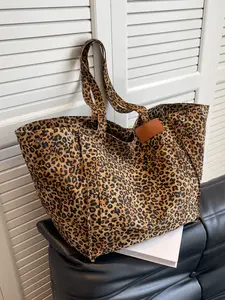 Leisure, simple and versatile Shoulder Tote Hobo leopard print tote bag with reasonable separation, retro and fashionable practical large capacity shoulder bag, can accommodate tablets and files, suitable for commuting, school, and outdoor outings