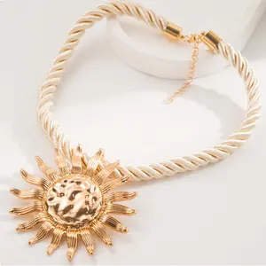 Sun Necklace Golden Sunflower Beach Length Adjustable Clavicle Chain Fashion Accessories