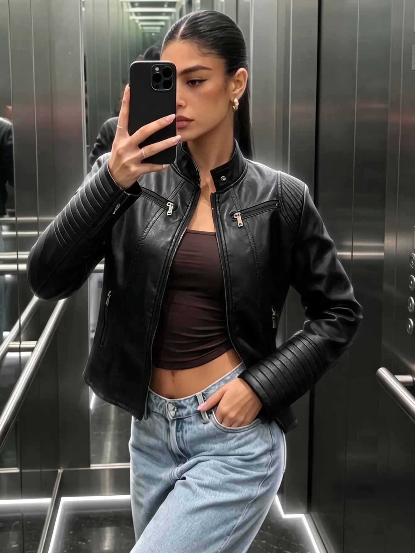 Women’s windproof, warm jackets for autumn and winter; motorcycle sports leather jackets; warm, comfortable, and elegant women’s clothing; outdoor sportswear