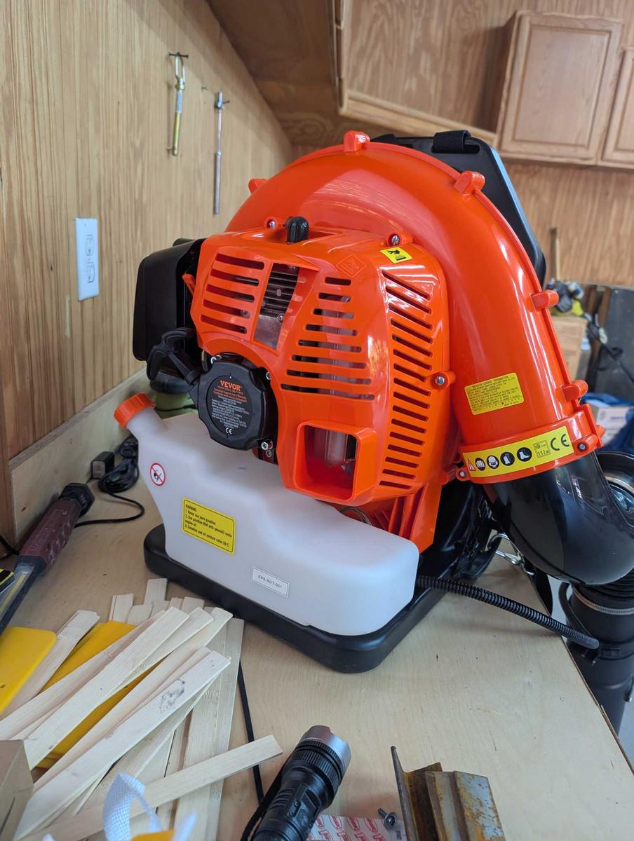 Item: Backpack - 79CC - 930CFM Air Volume 184MPH Speed