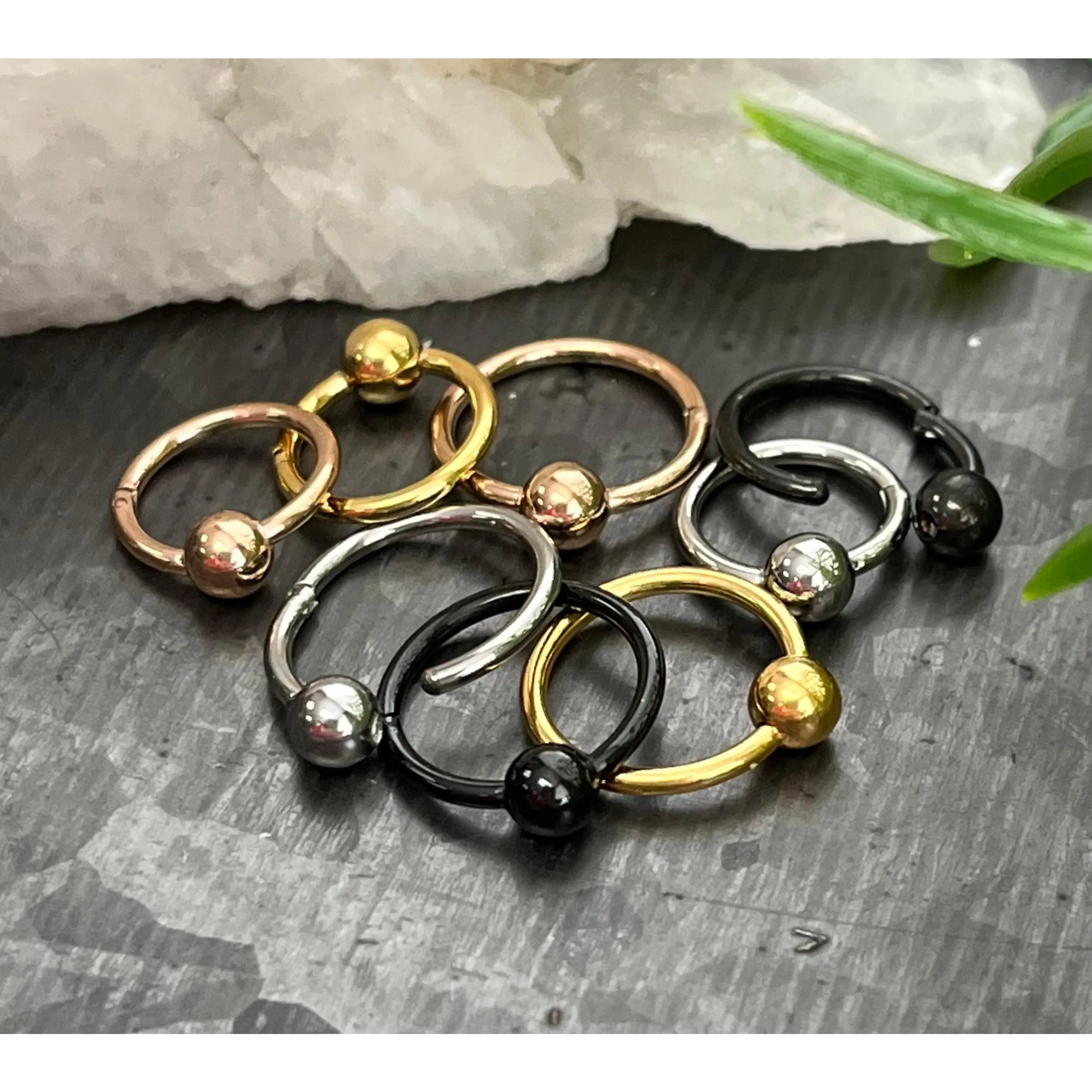 1 Piece Unique Stainless Steel Ball Hinged Segment Captive Ring -16g - Diameter 10mm or 8mm - Black, Gold, Rose Gold & Silver Available!