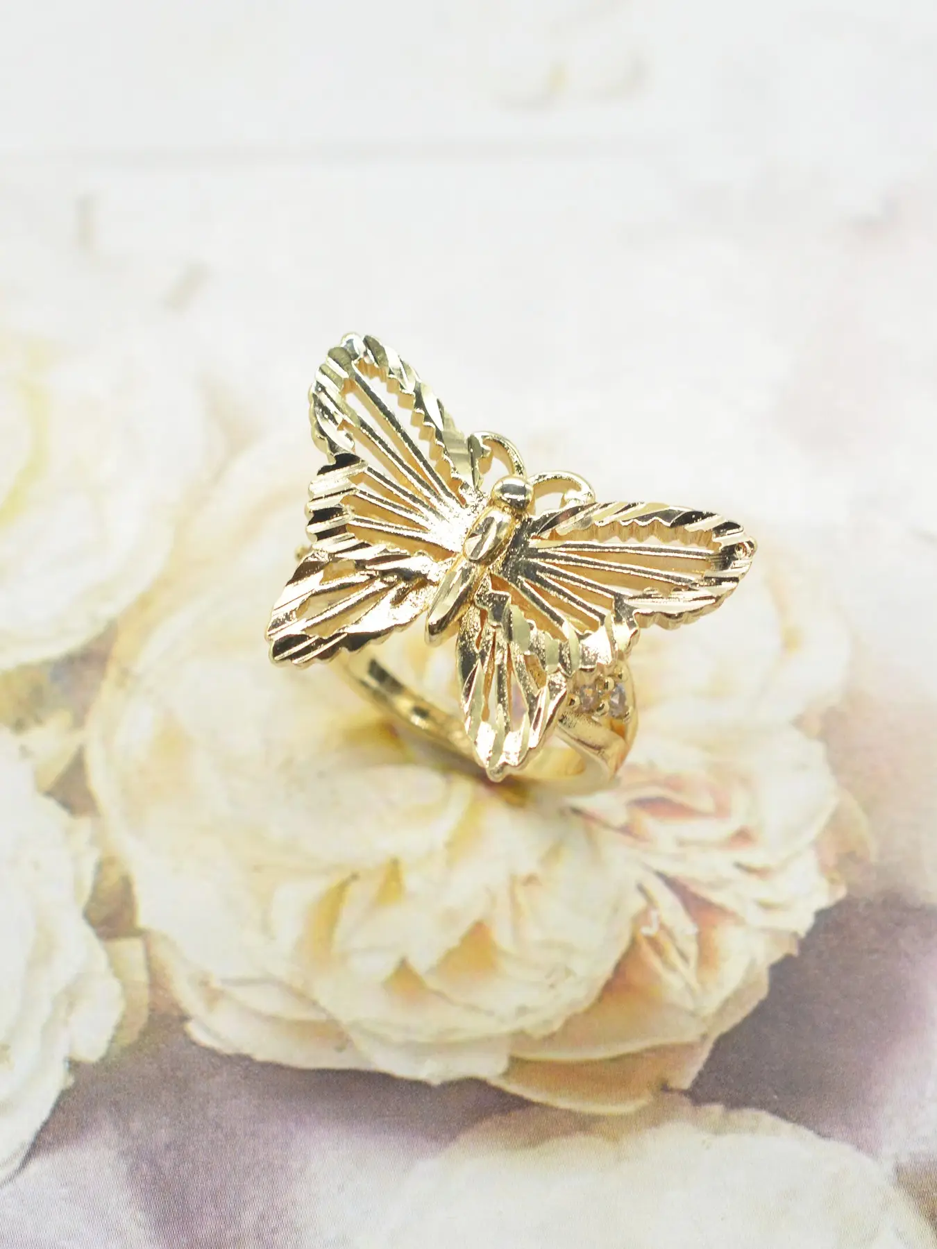 Elegant Fashion Butterfly Ring with Synthetic Zircon, Zircon Embellished Rings, Beautiful Rings, Unusual Design, Unique Rings, Vintage Inspired Ring, Suitable for Women, Daily Wear, Parties, Wedding Anniversary Gift