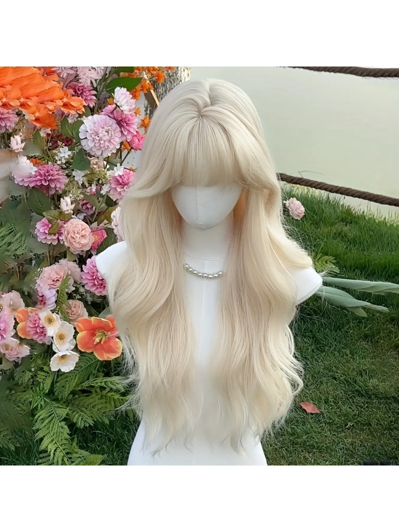 Platinum Blonde Long Wavy Wig with Bangs for Women 26 Inch Natural Looking Soft Synthetic Hair Wig Heat Resistant Big Wave Wig for Daily Cosplay Party Use Synthetic Wigs