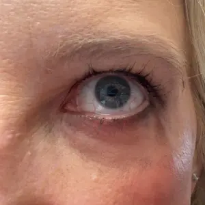 Product Review of Lash Sensational Body Mascara, Silky Buildable Formula, 24HR Lift, Maybelline New York from h**s