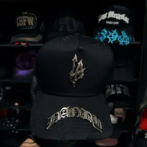 1:1 Dandy Hats Metal Cap with Distinctive Logo and Embroidered Design