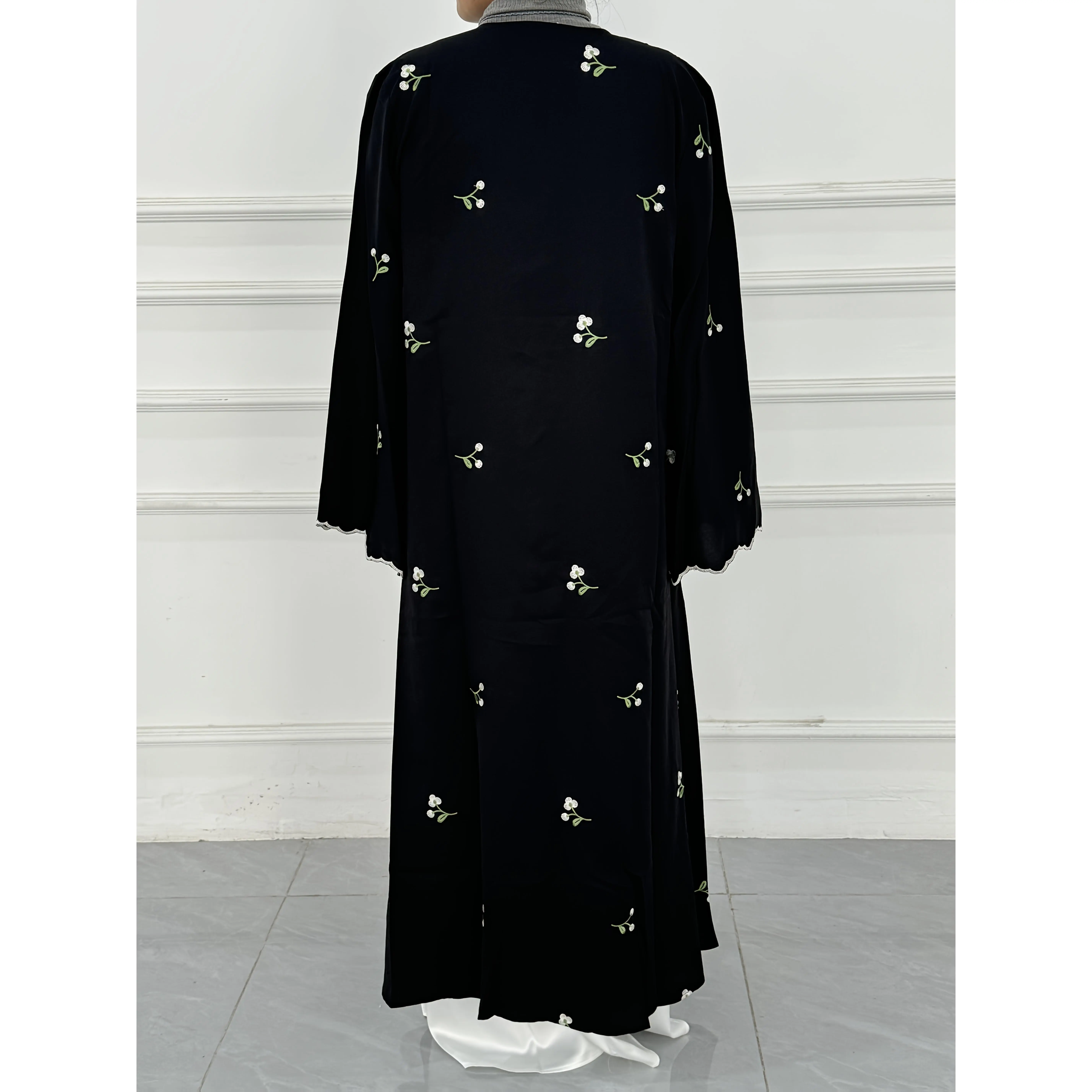 Luxury Dubai Abaya for Women - 2025 Collection, Black and White with Floral Lace Detail, Open Front, Modest Muslim Dress, Islamic Clothing, Elegant Long Robe with Scalloped Edge Detail, Fashionable and Comfortable, Middle Eastern Fashion|Elegant Abaya|Ope