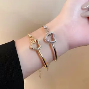 New chain-style heart-shaped hollow bracelet, light luxury, trendy, elegant, high-end design, women's bracelet aB20024-SL