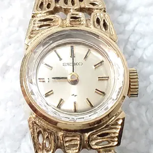 Ladies' Vintage 1970s Seiko Manual Wind Cocktail Watch, 17 Jewels, Faceted Crystal