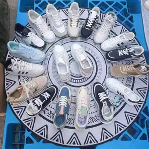 26 tenis mixed brand pou $580 Pou gason pou fi