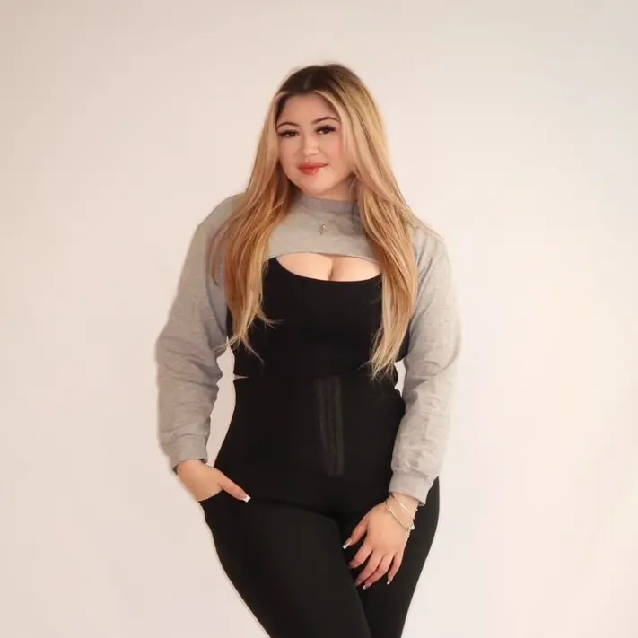 Women's Knit Crew Neck Bolero - Fashionable and Comfortable - Womenswear, Knitwear