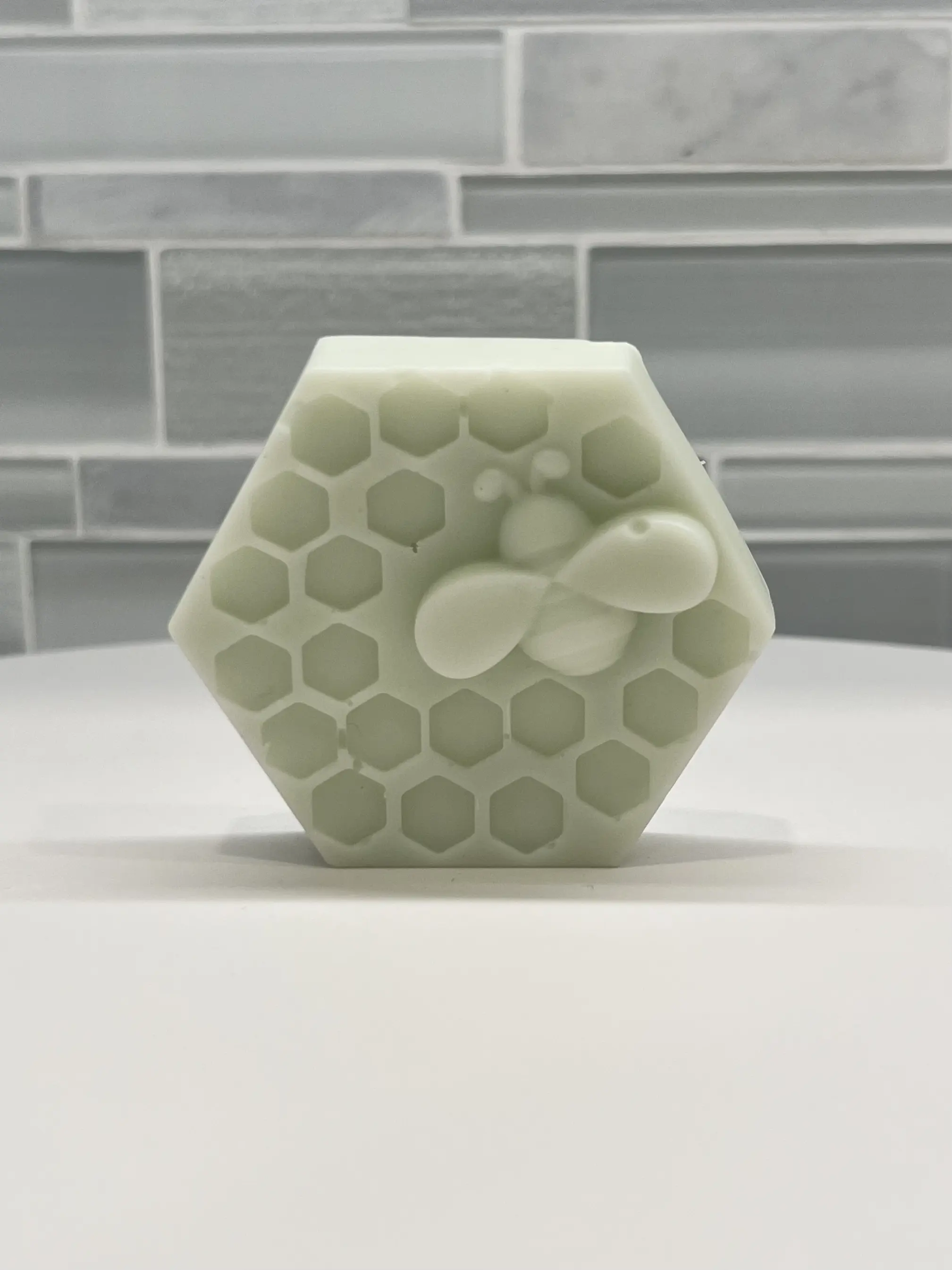 4 pack 100% Organic soy and Bees Wax Bee Honeycomb Candle