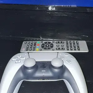review image 0