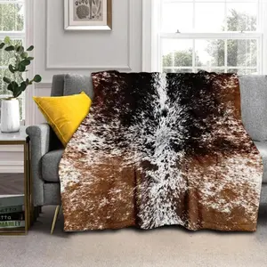 Cow Print Blanket Soft Flannel Lightweight Cowhide Western Throw Blanket Cozy Warm Brown Cow Blankets All Seasons Living Room Dorm Decor for Couch Chair Bed Sofa Office Car