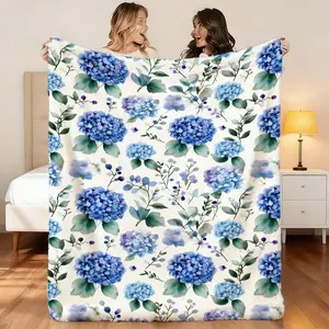1pc Cozy Hydrangea Floral Blanket – Perfect for Relaxing on Sofas, Bedrooms & Camping Adventures