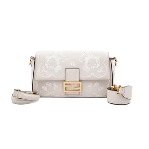 Pre-owned FENDI Leather Shoulder Bags Baguette Medium Cream White JM JM351