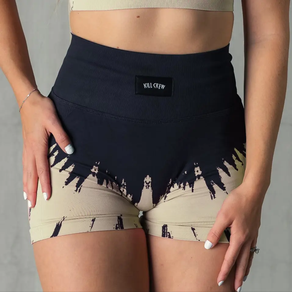 BLACK/CREAM