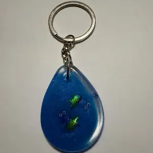 Teardrop Keychain Goldfish Bowl Handmade Epoxy Resin Unique Design with Inclusions for Keys or Bags Practical Decorative Item