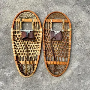 SNOWSHOES SNOWSHOES