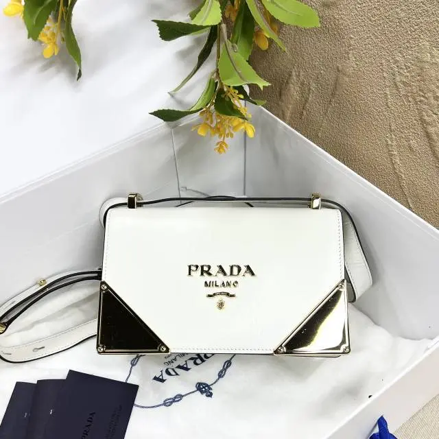 Pre-owned PRADA Leather Shoulder Bags 7.8'' R9629 Shoulder Bag C14038844815 0916 T1 Chloe