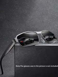 The latest model of metal frame retro square men's sunglasses offers various color options to meet different needs. UV400 protection for strong ultraviolet eye protection for multiple occasions,professional design Lightweight Durable Sunglasses