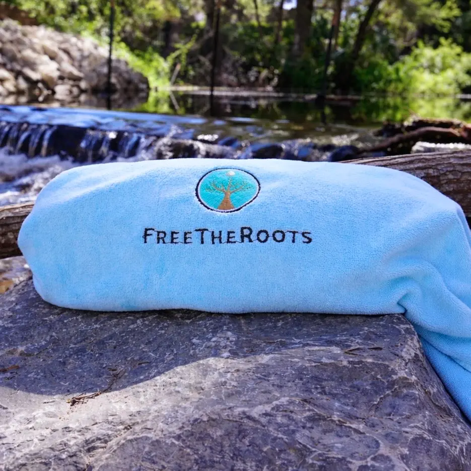 Ultra-Absorbent Microfiber Towel Ultra-Absorbent Microfiber Towel