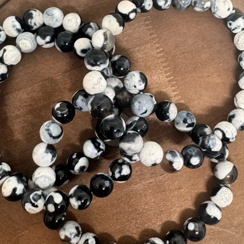 8mm Orca Agate Bracelet