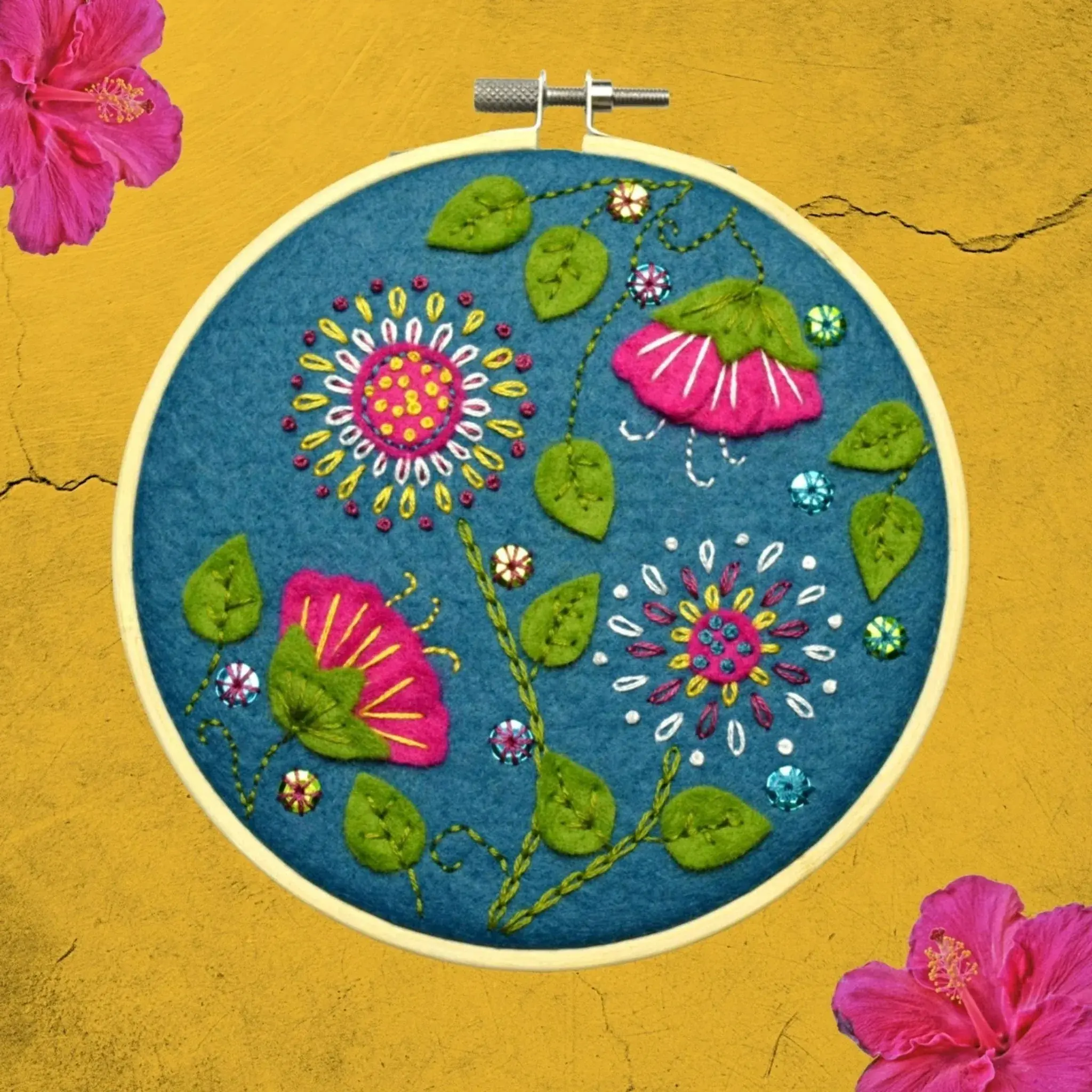 Tropical Flowers Applique Felt Kit APPTRO1O