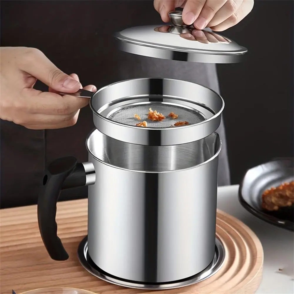 Stainless Steel Oil Filter Pot with Handle, Kitchen Oil Filter Storage Container with Lid, Food Colander Kitchenware, Strainers and Colanders, Kitchen Strainer Utensils, Kitchen Utensils & Gadgets, Metal Strainer