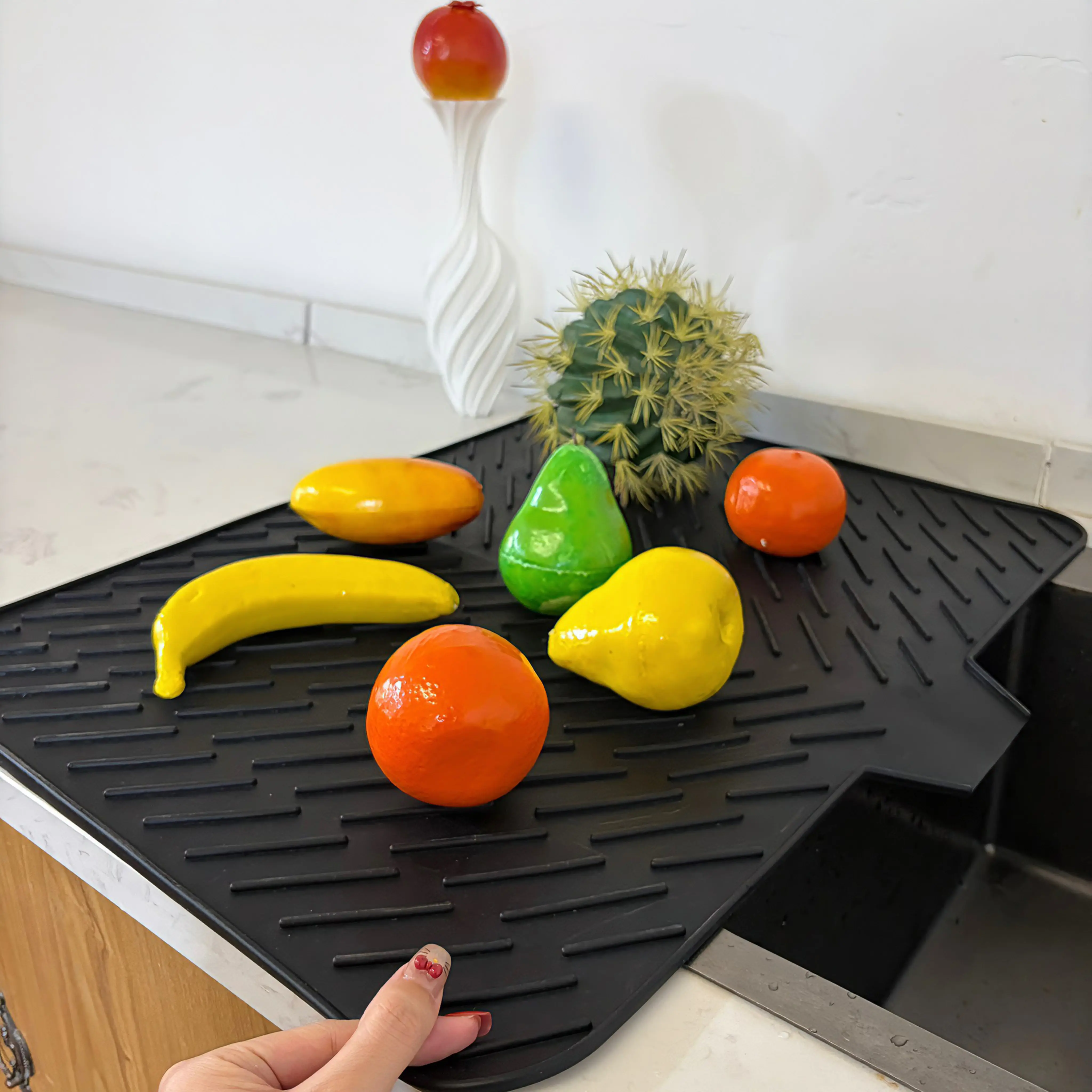 1 Extra-Large Waterproof Silicone Drying Mat with Sloped Grooves - Slanted Surface Drains Water Into Sink, Countertop Protector for Dishes, Cups, Water Proof
