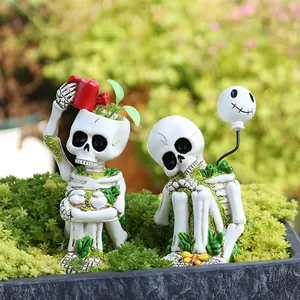 Resin Thinking Skull Decorations, Outdoor Garden Lawn Box Ornaments, Halloween Party Supplies, Home Desktop Display Pieces