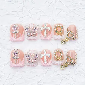 Nailssbysheccid，10pcs press-on nails, short square type, 100% handmade, simple style, combined with French style, 3D, suitable for family dinners, dates, weddings, it is the best gift for girls! Comes with jelly glue, crystal sticks and twisting rods.