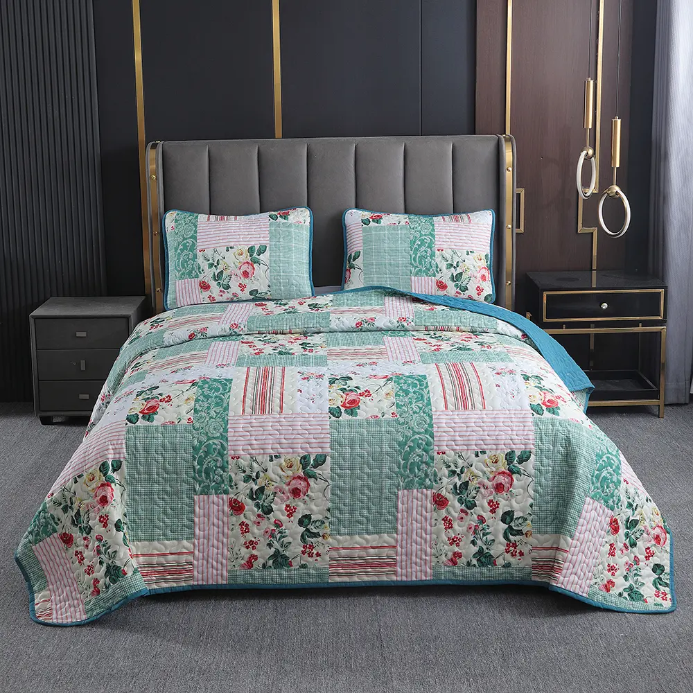 2/3pcs Mint Green Pink Floral Patchwork Quilt Bedspread Set, Ultrasonic Quilted Lightweight Coverlet, Reversible Farmhouse Bedding Blanket with Pillow Shams, Machine Washable, 1 Quilt + 1/2 Pillowcases