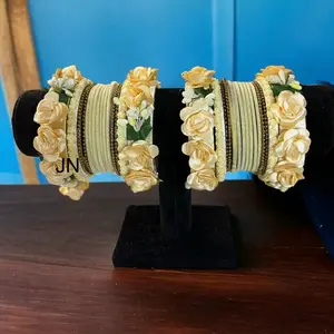 Velvet bengals with flower kade