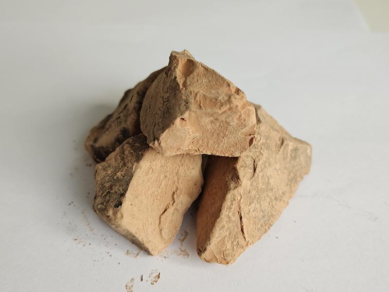 Pure Smoky Yellow-White Clay Edible Chunks Sand-Free Non-Sticky Cosmetic Grade Quality for Safe Consumption