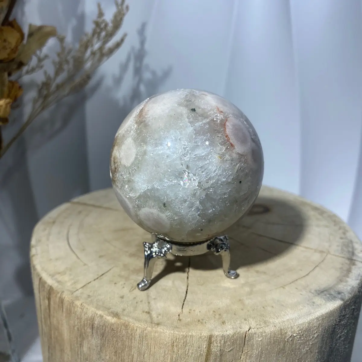 Cracked agate sphere