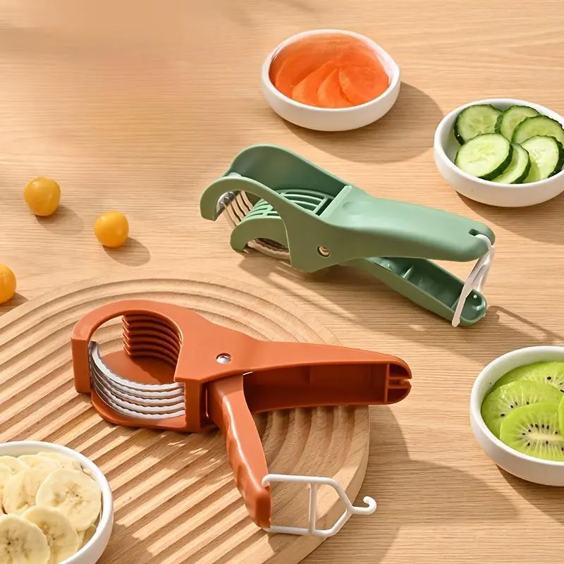 Portable Multi-Blade Fruit Slicer, Banana Slicer, Strawberry Slicer, Kitchen Vegetable Carrot Cutter, Essential Kitchen Gadget and Tool, Suitable for Home and Restaurant Use, Perfect Gift