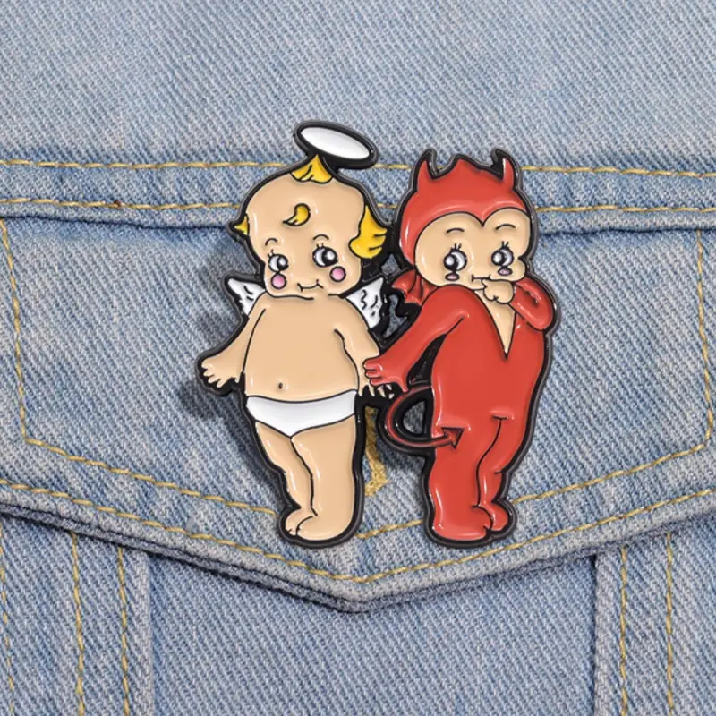 Cute Couple Design Brooch, Fashion Alloy Badge for Clothes, Creative Cartoon Angel & Devil Design Brooch, Fashion Accessories for Women & Men, Valentine's Day, Gift, Alloy Brooch Pin