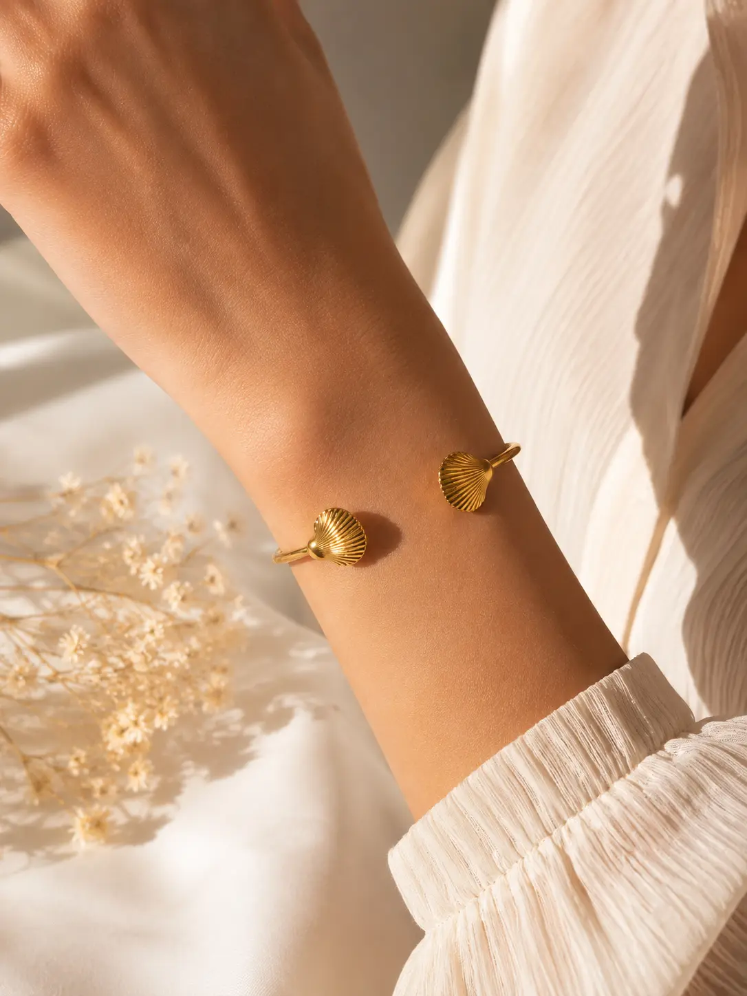 The Seabreeze Cuff