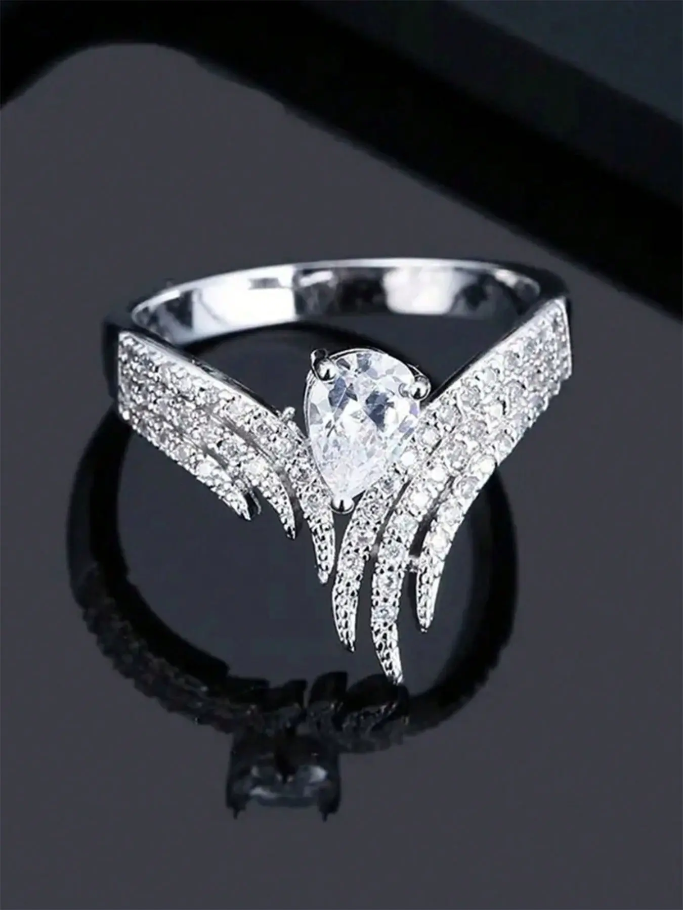 1 PC Glamorous Cubic Zirconia Ring For Women Wedding Engagement Party Valentine's Day Gift